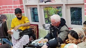 25K views · 492 reactions | #viral #share #follow #spport #plzz__shear__saved__likes__and__follow_me | Bhat Vlogs | Facebook