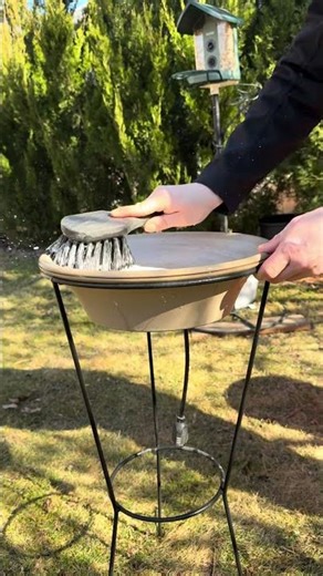Bird Bath Restored in 15 Seconds