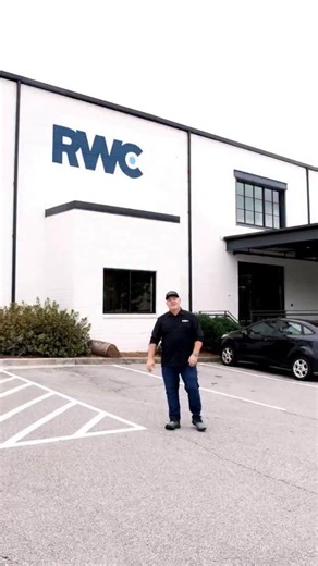 Ever wondered what the real difference is between PEX A, B, and C? 💡 In today’s episode, @mechanicalhub heads to Atlanta for an exclusive look inside RWC’s Global Headquarters and their brand-new training facility. Alongside Pete Regan, he breaks down the myths around PEX piping—what those letters actually mean, and how each type performs in the field. From flexibility and freeze resistance to ease of installation, this is your deep dive into choosing the right PEX for the job. 🔧 | Build Show 