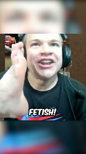 Jynxzi Has a Foot Fetish🦶