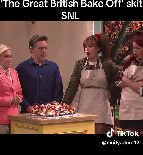 Emily Blunt's Hilarious Bake Off Skit on SNL 2016