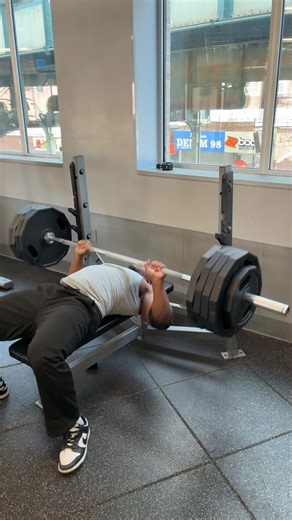 Powerlifting Bench Press Technique Tips