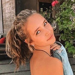 Erin Thumann – Age, Bio, Personal Life, Family & Stats | CelebsAges