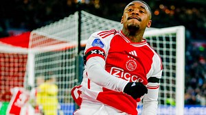 FC Bayern spricht mit Management von Steven Bergwijn, Ziel bleibt Zaragoza