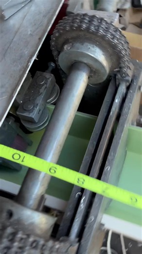 How a gutter is made! Goes in a big coil a serious of rollers shape it and it’s spit out the far end! | Springfield Gutters Inc | Facebook