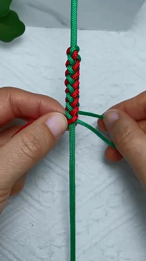 39K views · 508 reactions | Instructions for tying a beautiful round bracelet #diy #craft #bracelet | Diy Bracelet | Facebook