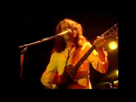 YES - Sweet Dreams (Live at QPR)
