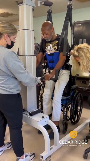 Rory was all smiles using our LiteGait ambulation system in therapy today! This advanced device supports body weight, allowing therapists to deliver focused gait training and help residents safely regain mobility and confidence. His words say it all: “It feels so good to be able to walk again!” 💙👏 #CedarRidgeHRC #CedarRidge #IllinoisHealthcare #SeniorLiving #NursingHome #IllinoisNursingHome #RehabFacility #AssistedLiving #IllinoisAssistedLiving #Community #IllinoisCommunity #Caregivers #Illino