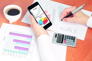 10 super-simple ways to simplify your financial life