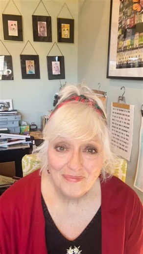 Happy 2026!!! Be happy, positive and curious. See you next year🎆#2026🎇#angelacartwrightstudio | Angela Cartwright Studio