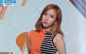 【LIVE】TWICE - Cheer Up( Music Core160514 )