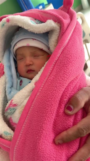 Pyarixori's Heartwarming Return Home from Fishtail Hospital