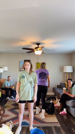 Sarah McAllister on Instagram: "Imagine this lovely group of individuals showing up to clean your house for freeeeeee?! 💀 Download the Free Fall Cleaning Challenge to enter to win a free house clean, the link is ⬆️ in my bio. *full contest rules can be found @ housework.com"