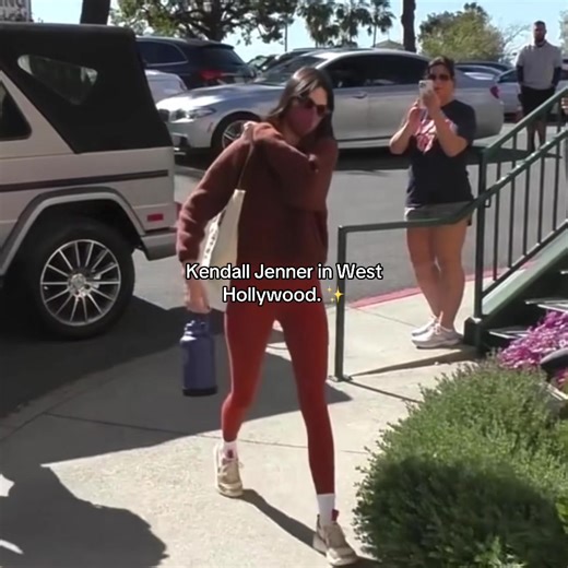 Kendall Jenner in West Hollywood, California. ✨#kendalljenner