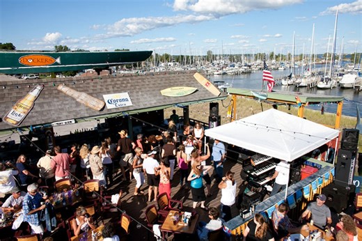 Beloved Muskegon Lake seafood restaurant to reopen as BoDocks in 2026
