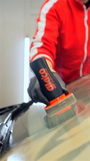 A perfectly clean windshield? That’s where true visibility begins 👌👀 Glaco Compound Roll-On removes stubborn deposits, restores crystal clarity, and improves wiper performance. Want to level up even more? Apply any Glaco coating for unbeatable safety and protection 😉 | Soft99