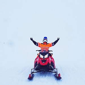 7.9K views · 122 reactions | Go snowmobiling atop an Icelandic glacier! ❄️ Langjökull, the 'Long Glacier,' is accessible on a day trip from Reykjavík by tour bus—and the wildest super truck you’ll ever see! 勞 An unforgettable adventure awaits! 落 | Guide to Iceland | Facebook