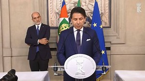 Il discorso di Giuseppe Conte dopo il colloquio con Sergio Mattarella | Giuseppe Buompane