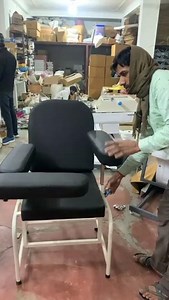 160kg Stainless Steel Blood Collection Chair | Available on IndiaMART