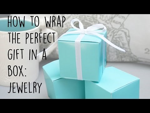 How to wrap a box present-Easy and simple jewelry gift wrap DIY hack