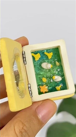 DIY mini book swimming pool