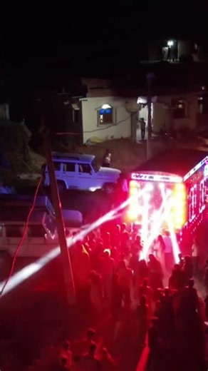 gadi ari viri chale .... #remix #remix #love #sound #cutebaby