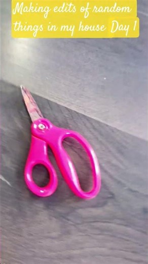 making edits of random things in my house day 1 #day1#day#1#fyp#edit#edits#fun#random#funny#happy#go
