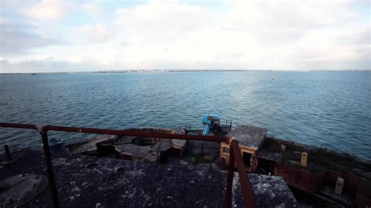 Exploring an Abandoned Sea Fortress in the Solent