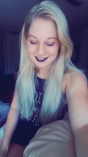 Girlfriend/Girlfriend Version: Celebrate Bisexuality!