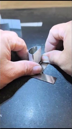 Stainless Steel 3D Channel Letters | LED Sign Fabrication3D channel letters#channelletters