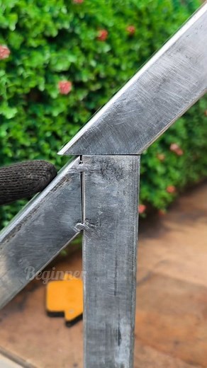 1M views · 14K reactions | #trick #welder #welding #metalart #metalwork #joining | beginner welding art | Facebook