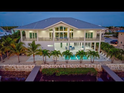 Step Inside The Grander — Our Ultimate Florida Keys Getaway!