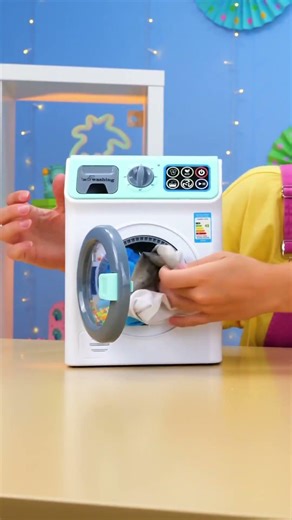 Mini Magic: Mesin Cuci Kecil yang Mengubah Segalanya! 🧦✨