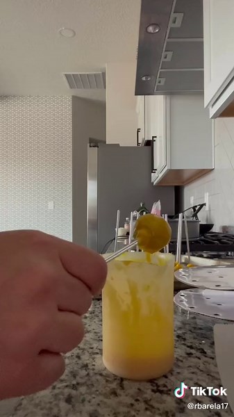 Delicious Lemon Cake Recipe with Cream Cheese Frosting