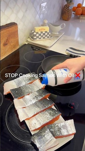 Perfect Crispy Salmon in a Pan (No Oil!) | 10-Minute Healthy Dinner