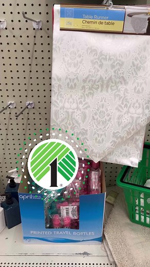432K views · 2.1K reactions | Finally found those table runners at the Dollar Tree #dollartreecrafts #dollartree #reelsviral #fypシ #shopping | Myra Harris | Facebook