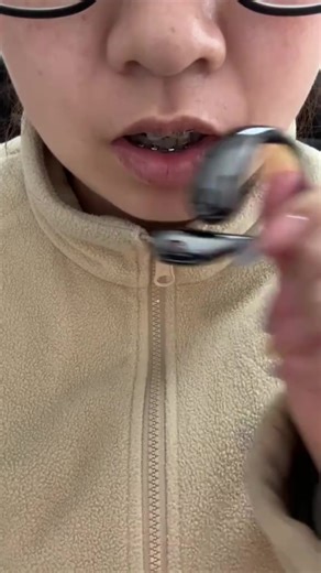 AI Translator Earbuds: Your Go-To for Seamless Communication