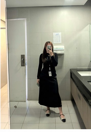long skirt era… #ootd #fitcheck #officeoutfit #basicfit #titaoutfits