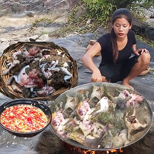 475K views · 2.3K reactions | Hello and Welcome to Twins TV. Today we have new video " Survival skills: Catch lots of frogs and pick Natural wild Date palm Fruit for food in Jungle" We mostly sharing about Adventure, Camping, Cooking vidoes and others unique cooking skills in the forest. We hopefully you enjoy and support us. Thank you SO MUCH #TwinsTV #yummyfood #cooking #eat #recipes #foodie #deliciousfood #frogs | Twins TV | Facebook