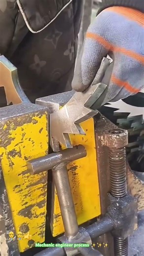 Spike spriral tool bending for crushing machine : Ingenious mechanic skill
