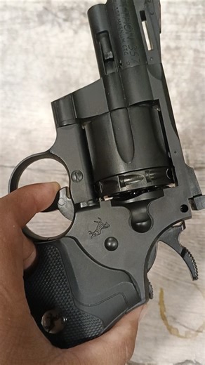 Colt python 357Magnum Revolver #shortsfeed #airsoftgun #revolver357 #revolver38 #airsoft #phython