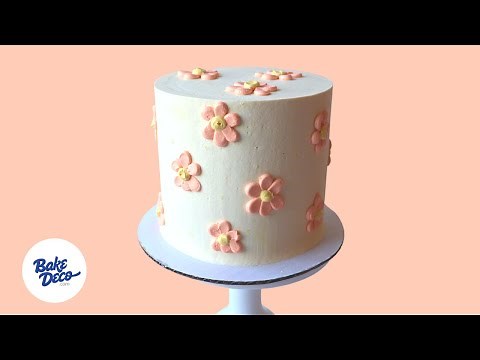 Easy Buttercream Daisy Cake