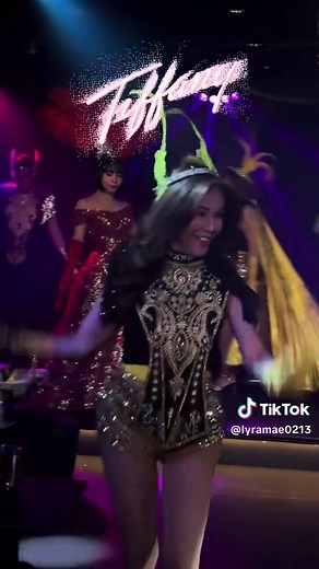 中洲ニューハーフショーパブの魅力とスケジュール