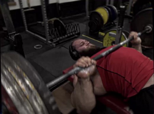 Andrey Smaev: Russian Super Heavyweight's Incredible Bench Press