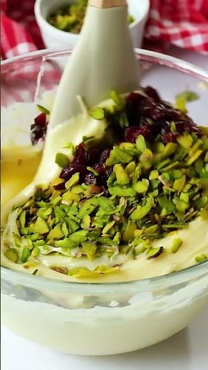 ✨ Easy Cranberry Pistachio Fudge