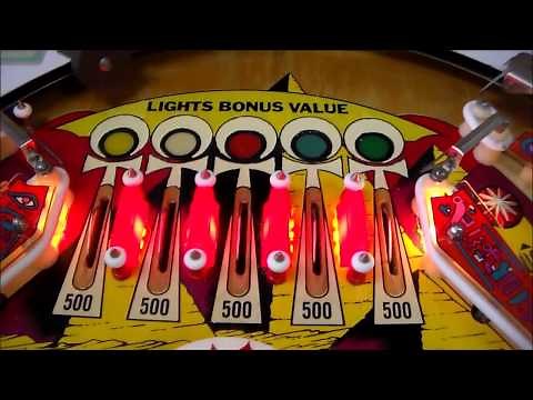 Gottlieb's Cleopatra Solid State Pinball from 1977 - Gameplay, artwork review