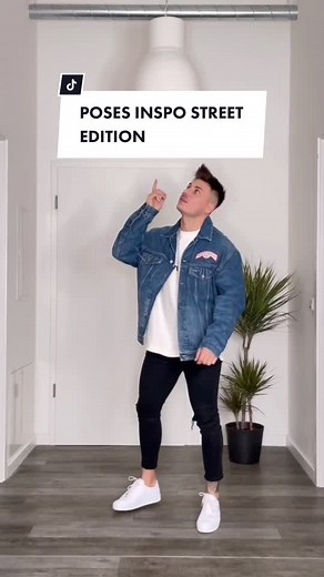Poses #inspiration #street edition 🧨✌🏼
