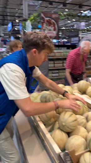Skateboard Tricks at Carrefour with Team Carrefour in Paris 2024 Olympics