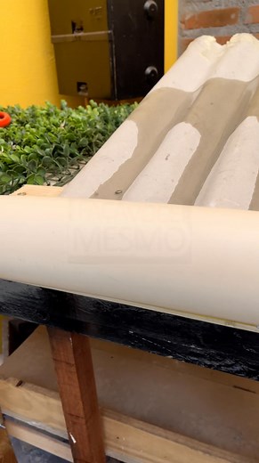 A gutter made from PVC pipes A creative solution you’ve probably never seen before. #USA #SmartPlumbing #DIYIdea | Millimeter DIY