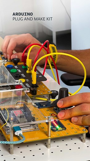 Giulio Pilotto is one of Arduino’s senior software engineers and works closely on Arduino Cloud projects. When we held a “Make Tank” workshop at our Turin office to showcase the potential of the Plug and Make Kit, he joined in with inspiration from a recent escape room experience. The result was Riddle Treasure, a puzzle-based game that allows you to recreate the excitement of an escape room anywhere you are. During #MakerFaireRome 2024, Pilotto had the opportunity to demo Riddle Treasure at the